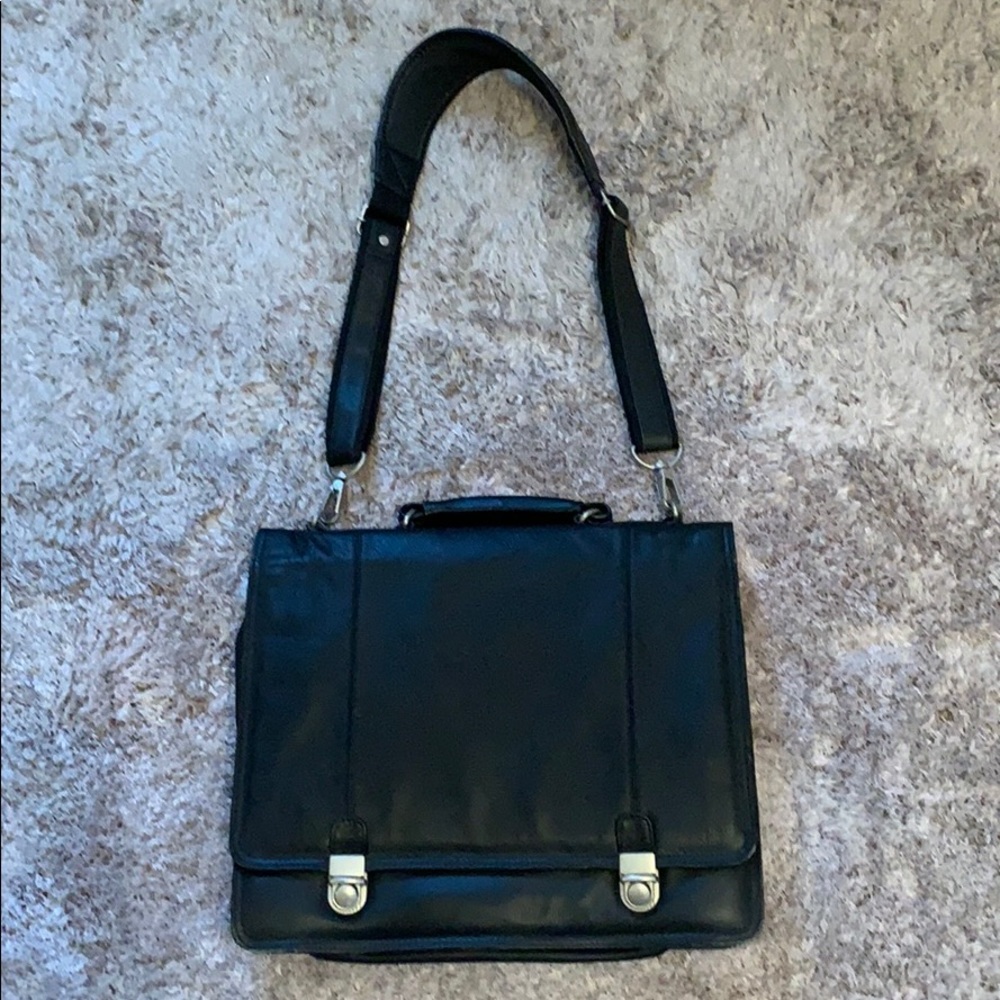 Wilson’s Leather Attaché